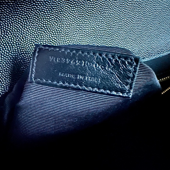 YSL Saint Laurent Large Monogram Envelope Matelasse - Picture 8 of 15